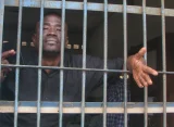 Bus conductor jailed 6 months for stealing school’s iron window